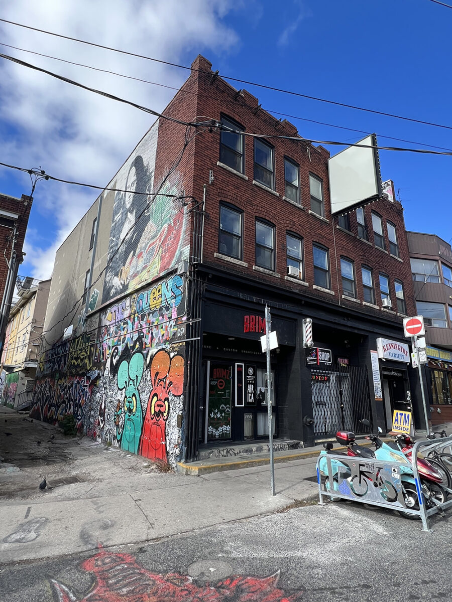 In Kensington, a Centre grant contributed to the first acquisition and preservation of affordable housing by the Kensington Market Community Land Trust. 
